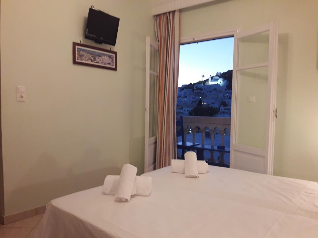 Parthenon Hotel อิออสคอรา ภายนอก รูปภาพ